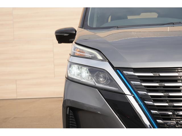 セレナ e-パワー ハイウェイスターV 純正10インチナビTV 11インチ後席モニター アラウンドビュー インテリジェントルームミラー セーフティパックA ツートーンカラー LEDヘッドライト 両側パワースライドドア 前後ドラレコ ETC(17枚目)