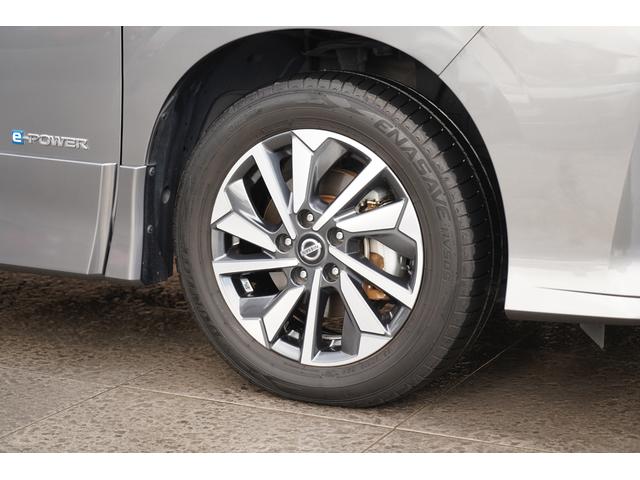 セレナ e-パワー ハイウェイスターV 純正10インチナビTV 11インチ後席モニター アラウンドビュー インテリジェントルームミラー セーフティパックA ツートーンカラー LEDヘッドライト 両側パワースライドドア 前後ドラレコ ETC(18枚目)