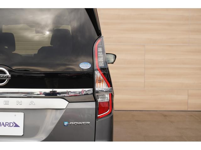 セレナ e-パワー ハイウェイスターV 純正10インチナビTV 11インチ後席モニター アラウンドビュー インテリジェントルームミラー セーフティパックA ツートーンカラー LEDヘッドライト 両側パワースライドドア 前後ドラレコ ETC(42枚目)