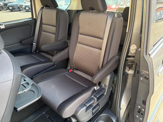 セレナ e-パワー ハイウェイスターV 純正10インチナビTV 11インチ後席モニター アラウンドビュー インテリジェントルームミラー セーフティパックA ツートーンカラー LEDヘッドライト 両側パワースライドドア 前後ドラレコ ETC(67枚目)