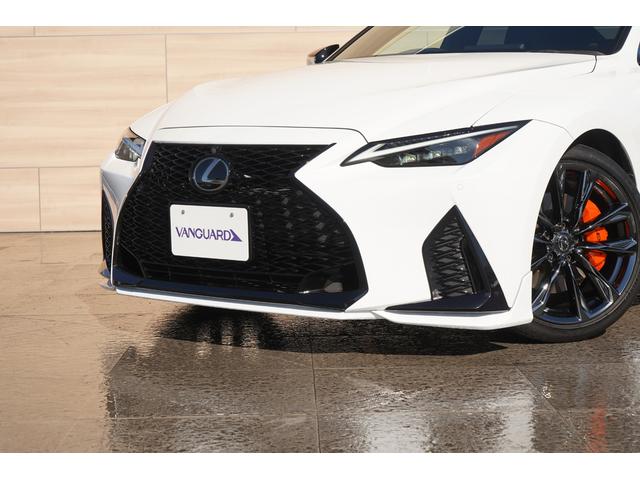 IS IS300h Fスポーツ ムーンルーフ TRDエアロ(F)モデリスタエアロ(S/R)純正10.3インチナビ パノラミックビュー 3眼LEDライト オレンジブレーキキャリパー ブラインドスポット 前後ドラレコ シートヒーター(8枚目)