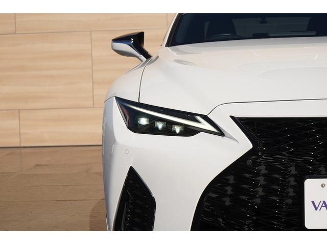 IS IS300h Fスポーツ ムーンルーフ TRDエアロ(F)モデリスタエアロ(S/R)純正10.3インチナビ パノラミックビュー 3眼LEDライト オレンジブレーキキャリパー ブラインドスポット 前後ドラレコ シートヒーター(12枚目)