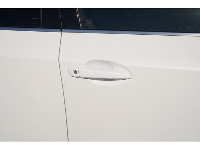 IS IS300h Fスポーツ ムーンルーフ TRDエアロ(F)モデリスタエアロ(S/R)純正10.3インチナビ パノラミックビュー 3眼LEDライト オレンジブレーキキャリパー ブラインドスポット 前後ドラレコ シートヒーター(42枚目)