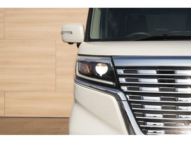 スペーシアカスタム ハイブリッドＸＳターボ　純正パナソニック８インチＳＤナビＴＶ　全方位モニター　ヘッドアップディスプレイ　衝突軽減　パーキングセンサー　ＬＥＤヘッドライト　両側パワースライドドア　運転席シートヒーター　メッキグリル　ＥＴＣ（13枚目）