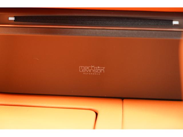 ＬＣ ＬＣ５００　Ｓパッケージ　マークレビンソン　ＴＲＤエアロ　オレンジ／ブラック内装　カーボンルーフ　ＯＰブラックグリル・ランプガーニッシュ・ロッカーパネルモーディング　オレンジブレーキキャリパー　ヘッドアップディスプレイ　寒冷地（3枚目）