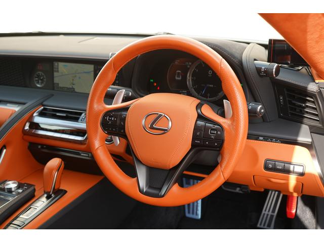 ＬＣ ＬＣ５００　Ｓパッケージ　マークレビンソン　ＴＲＤエアロ　オレンジ／ブラック内装　カーボンルーフ　ＯＰブラックグリル・ランプガーニッシュ・ロッカーパネルモーディング　オレンジブレーキキャリパー　ヘッドアップディスプレイ　寒冷地（24枚目）