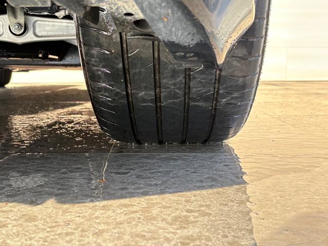 ＬＣ ＬＣ５００　Ｓパッケージ　マークレビンソン　ＴＲＤエアロ　オレンジ／ブラック内装　カーボンルーフ　ＯＰブラックグリル・ランプガーニッシュ・ロッカーパネルモーディング　オレンジブレーキキャリパー　ヘッドアップディスプレイ　寒冷地（79枚目）