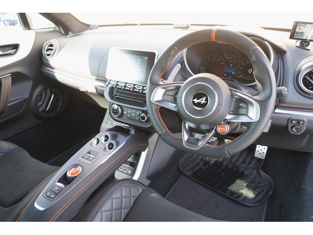 A110 S 右ハンドル ブラングラシエ 2シーター アルミニウム製軽量ボディ Sabelr軽量モノコックバケットシート Focalサウンド 18インチアロイホイール オレンジブレーキキャリパー レーダー探知機(2枚目)