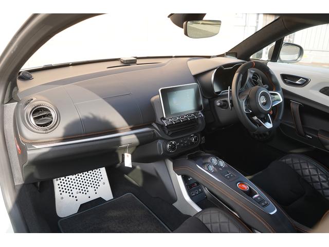 A110 S 右ハンドル ブラングラシエ 2シーター アルミニウム製軽量ボディ Sabelr軽量モノコックバケットシート Focalサウンド 18インチアロイホイール オレンジブレーキキャリパー レーダー探知機(9枚目)