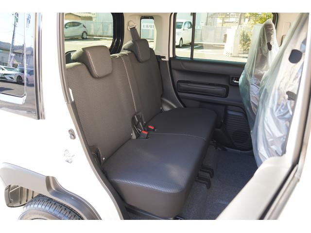 ハスラー タフワイルドターボ　届出済未使用車　ターボ　２トーンカラー　９インチメモリーナビＴＶ　ＤＶＤプレーヤー　全方位モニター　衝突軽減　誤発進抑制　パーキングセンサー　ＬＥＤヘッドライト　シートヒーター　ブラックルーフレール（12枚目）