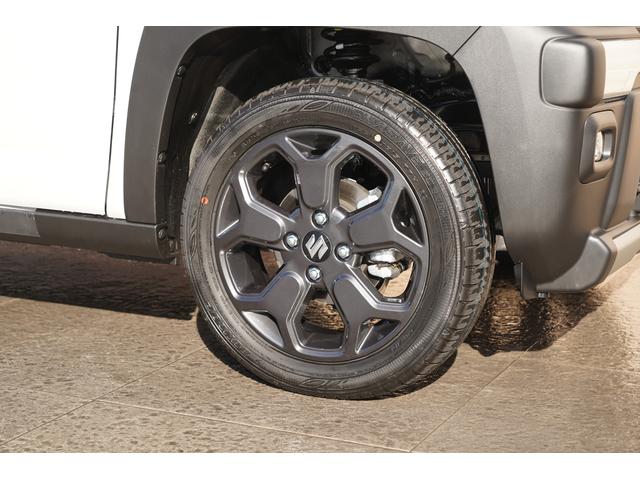 ハスラー タフワイルドターボ　届出済未使用車　ターボ　２トーンカラー　９インチメモリーナビＴＶ　ＤＶＤプレーヤー　全方位モニター　衝突軽減　誤発進抑制　パーキングセンサー　ＬＥＤヘッドライト　シートヒーター　ブラックルーフレール（14枚目）