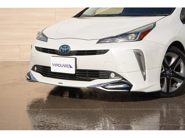 プリウス Ｓツーリングセレクション　モデリスタエアロ　純正９インチＳＤナビＴＶ　バックカメラ　電子インナーミラー　衝突軽減　クリアランスソナー　ＬＥＤヘッドライト　シートヒーター　前後ドラレコ　エンジンスターター　ＥＴＣ２．０（5枚目）