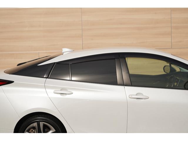 プリウス Ｓツーリングセレクション　モデリスタエアロ　純正９インチＳＤナビＴＶ　バックカメラ　電子インナーミラー　衝突軽減　クリアランスソナー　ＬＥＤヘッドライト　シートヒーター　前後ドラレコ　エンジンスターター　ＥＴＣ２．０（38枚目）