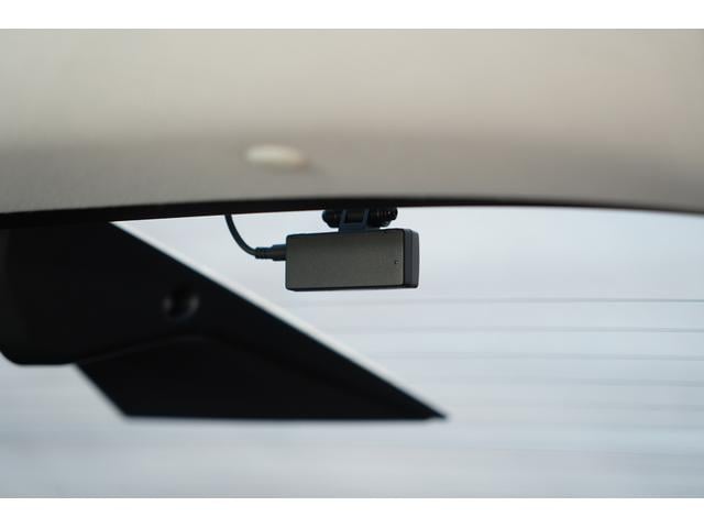 プリウス Ｓツーリングセレクション　モデリスタエアロ　純正９インチＳＤナビＴＶ　バックカメラ　電子インナーミラー　衝突軽減　クリアランスソナー　ＬＥＤヘッドライト　シートヒーター　前後ドラレコ　エンジンスターター　ＥＴＣ２．０（42枚目）