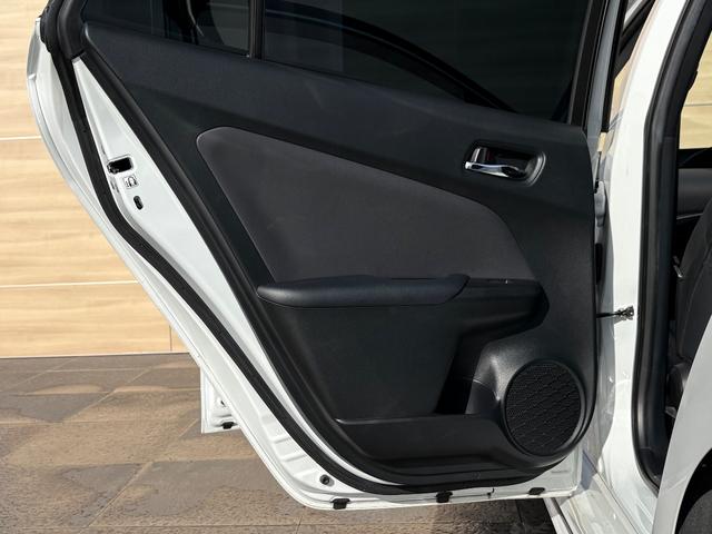 プリウス Ｓツーリングセレクション　モデリスタエアロ　純正９インチＳＤナビＴＶ　バックカメラ　電子インナーミラー　衝突軽減　クリアランスソナー　ＬＥＤヘッドライト　シートヒーター　前後ドラレコ　エンジンスターター　ＥＴＣ２．０（68枚目）