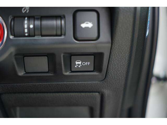 ������h�~�n�e�e�X�C�b�`�������R�[�i�[�����O����}�ȃn���h������ŎԂ��X���b�v�������ɂȂ������A�u���[�L��G���W���o�͂������I�ɐ��䂵�Ď��p�̈����ۂV�X�e���ł���