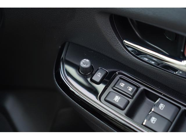 �d���i�[���h�A�~���[�X�C�b�`�������X�C�b�`�����������Ńh�A�~���[���i�[�E�W�J���邱�Ƃ��ł��܂���