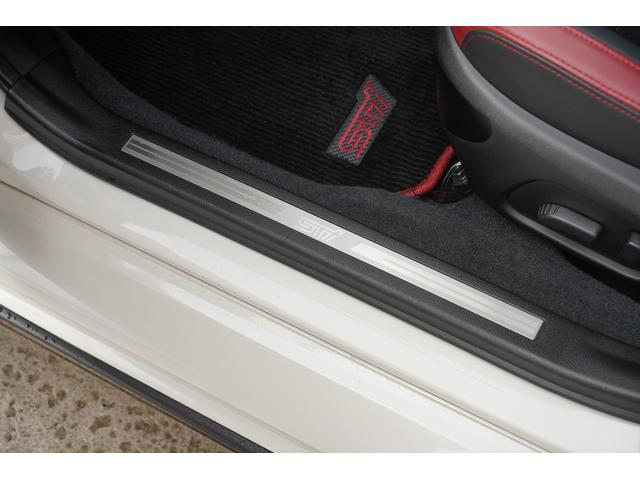 ���S���X�J�b�t�v���[�g�������Ԃ̏��~�肷��ۂɁA�X�e�b�v�ɏ�������Ȃ��悤�ɕی삵�Ă���܂���