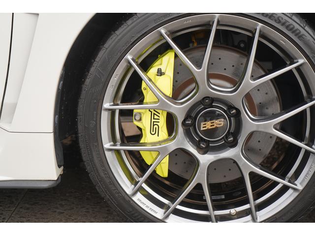 ���Ђ͒����^�A�ǉ��R�^�A�x�ǎw��H����������Ă���܂��B���_��Ԃ͎��ЍH��܂��̓f�B�[���[�ɂē_�������v���܂��B�Ԍ��c�̗L���ɂ���ĂP�N�܂��͂Q�N�_�������L�^��E�_���X�e�b�J�[�����Ĕ[�Ԓv���܂���