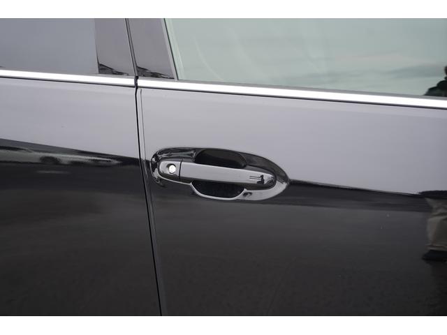 �A�N�Z�X�V�X�e���h�A�n���h�����A�N�Z�X�L�[���g�т��ĉ^�]�Ȃ�����Ȃ̃h�A�n���h�������ɐG��邾���ŉ����A�h�A�n���h���̃Z���T�[�ɐG��邾���Ŏ{���ł��܂���