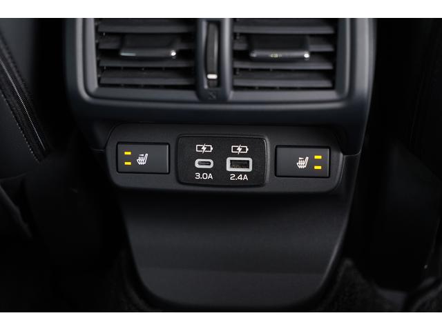 �Z�J���h�V�[�g�ɂ��V�[�g�q�[�^�[�������g�����͂Q�i�K�Œ����\�ŁA�������ł����K�ȃh���C�u���T�|�[�g���Ă���܂����[�d�p�P�[�u���ڑ��\�P�b�g��������