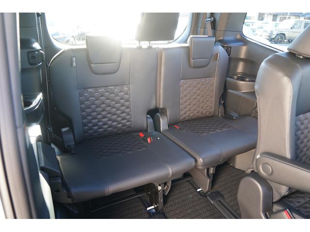 �T�[�h�V�[�g�R���f�B�V�����ǍD�ł�����Ԑl����ו��̗ʂɉ����ď_��ɑΉ��ł���݌v�ƂȂ��Ă���A�t�@�~���[�⑽�l���ł̈ړ��ɍœK�ł���