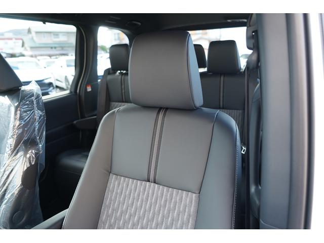 ����^�t�@�u���b�N�R���r�V�[�g����������ƃt�@�u���b�N�̑g�ݍ��킹���A�����ځE�����E�@�\�����o�����X�悭���˂��낦�Ă���V�[�g�������̎Ԃɍ̗p����Ă��܂���