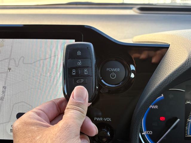 �G���W���X�^�[�g�E�X�g�b�v�X�C�b�`�������X�}�[�g�L�[���o�b�N��|�P�b�g�ɓ��ꂽ�܂܃X�C�b�`�����������ŃG���W���������邱�Ƃ��ł��܂���