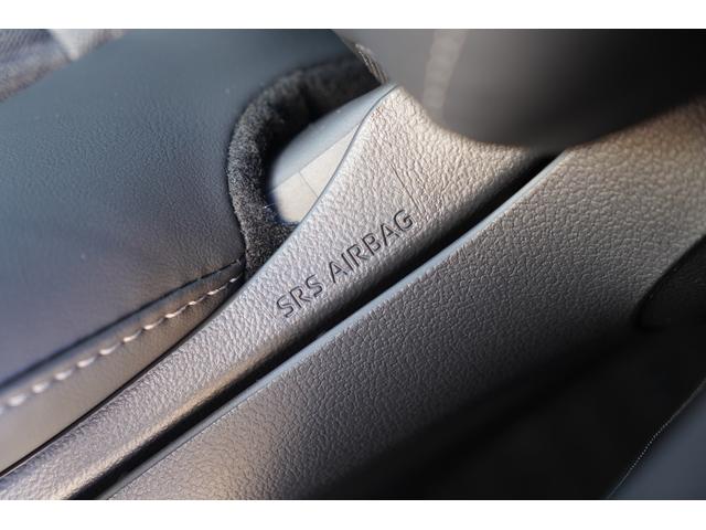 �T�C�h�G�A�o�b�N���������ʏՓˎ��ɏ����ی삷�邽�߂̏d�v�Ȉ��S�����ł����O�Ȃ̃V�[�g���ʂɓ�������Ă��܂���