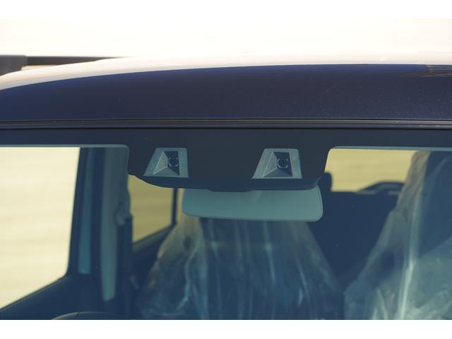 ハスラー タフワイルドターボ　届出済未使用車　ターボ　２トーンカラー　９インチメモリーナビＴＶ　ＤＶＤプレーヤー　全方位モニター　衝突軽減　誤発進抑制　パーキングセンサー　ＬＥＤヘッドライト　シートヒーター　ブラックルーフレール（3枚目）