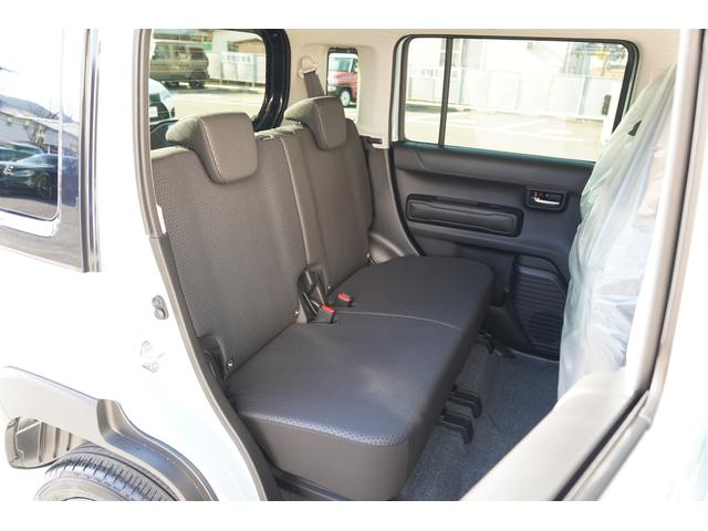 ハスラー タフワイルドターボ　届出済未使用車　ターボ　２トーンカラー　９インチメモリーナビＴＶ　ＤＶＤプレーヤー　全方位モニター　衝突軽減　誤発進抑制　パーキングセンサー　ＬＥＤヘッドライト　シートヒーター　ブラックルーフレール（12枚目）