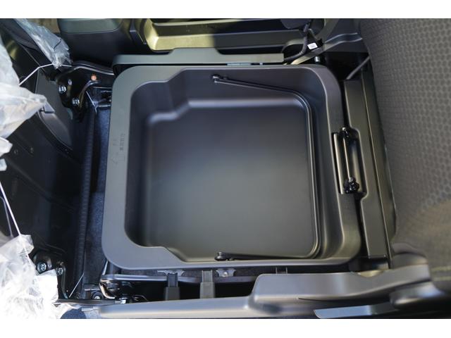 ハスラー タフワイルドターボ　届出済未使用車　ターボ　２トーンカラー　９インチメモリーナビＴＶ　ＤＶＤプレーヤー　全方位モニター　衝突軽減　誤発進抑制　パーキングセンサー　ＬＥＤヘッドライト　シートヒーター　ブラックルーフレール（49枚目）