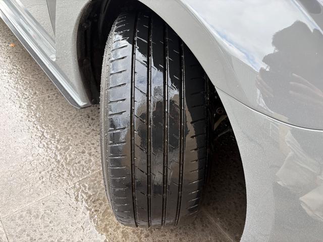 ���Ђ͒����^�A�ǉ��R�^�A�x�ǎw��H����������Ă���܂��B���_��Ԃ͎��ЍH��܂��̓f�B�[���[�ɂē_�������v���܂��B�Ԍ��c�̗L���ɂ���ĂP�N�܂��͂Q�N�_�������L�^��E�_���X�e�b�J�[�����Ĕ[�Ԓv���܂���