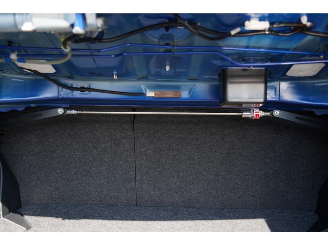 ��l�C�f�B�[���[�I�v�V�����̂r�s�h���t���L�V�u���h���[�X�e�B�t�i�[���A���������E�b�s���[�̍��{�������q���A�ԑ̌㕔�̂˂����K�x�ɗ}�����A�n���h�����O�̃��X�|���X�E���c���肪���サ�܂���