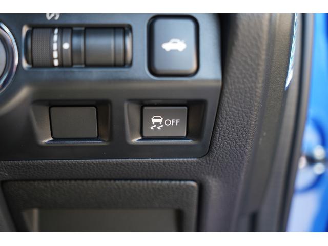 ������h�~�n�e�e�X�C�b�`�������R�[�i�[�����O����}�ȃn���h������ŎԂ��X���b�v�������ɂȂ������A�u���[�L��G���W���o�͂������I�ɐ��䂵�Ď��p�̈����ۂV�X�e���ł���