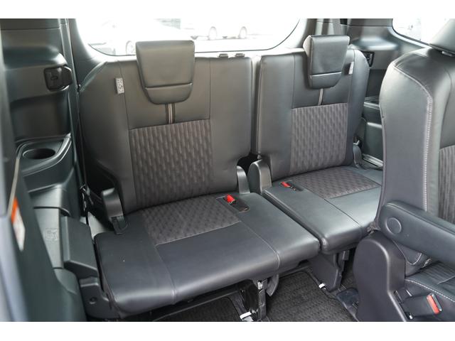 �T�[�h�V�[�g�R���f�B�V�����ǍD�ł�����Ԑl����ו��̗ʂɉ����ď_��ɑΉ��ł���݌v�ƂȂ��Ă���A�t�@�~���[�⑽�l���ł̈ړ��ɍœK�ł���