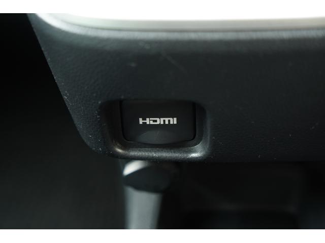 �g�c�l�h�ڑ��\�P�b�g�������g�c�l�h���X�}�z�ɐڑ����邱�ƂŁA�X�}�z�̉�ʂ����̂܂܃f�B�X�v���C�ɉf���o�����Ƃ��ł��܂����X�}�z�łx�����s�����������Đ����A�f�B�X�v���C�Ŏ���������ł��܂���