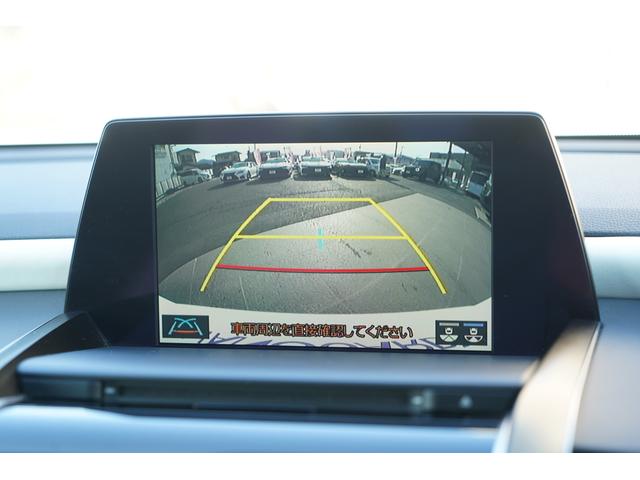 �o�b�N�J������������ޑ��쎞�Ɏ��q�̌���󋵂����j�^�[�Ŋm�F�ł���K�C�h���C���t�����N���A�����X�\�i�[��������