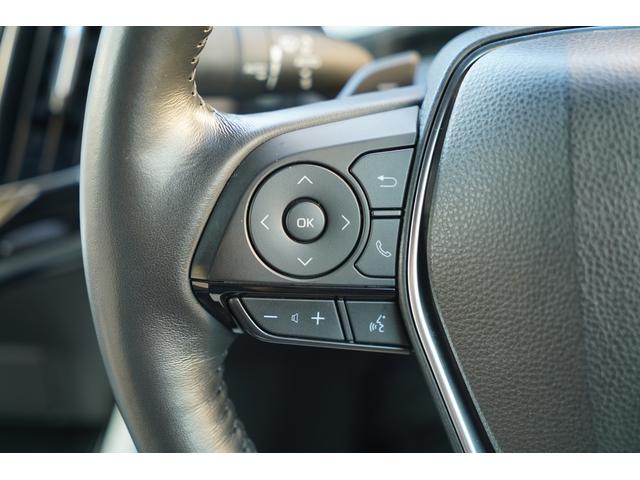 �X�e�A�����O�X�C�b�`���������s���Ɏ�𗣂����Ɋe�푀�삪�ł���悤�ɐ݌v���ꂽ�A���@�\�ȃR���g���[���@�\�ł���