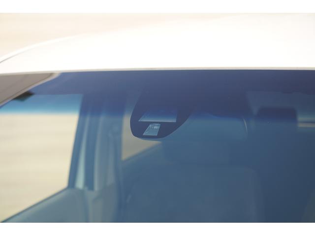 �V�e�B�[�u���[�L�A�N�e�B�u�V�X�e���������ᑬ���s���ɁA�O���̎ԂɒǓ˂��邨���ꂪ����Ƃ��ɁA�u���[�L������x�����A�Փˉ����Ռ����y�����Ă���܂���