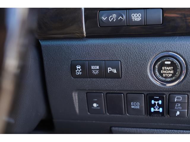 �N���A�����X�\�i�[�X�C�b�`�E������h�~�n�e�e�X�C�b�`�������R�[�i�[�����O����}�ȃn���h������ŎԂ��X���b�v�������ɂȂ������A�u���[�L��G���W���o�͂������I�ɐ��䂵�Ď��p�̈����ۂV�X�e���ł���