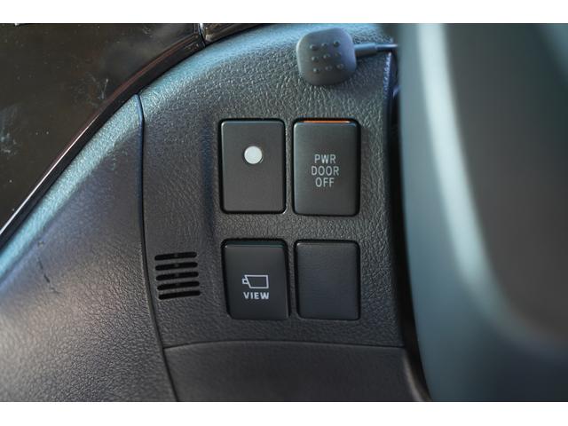 �p���[�h�A���C���X�C�b�`�E�J�����ؑփX�C�b�`�������o�b�N�E�t�����g�ƕK�v�ɉ������J������ʂɐؑւ邱�Ƃ��ł��܂���