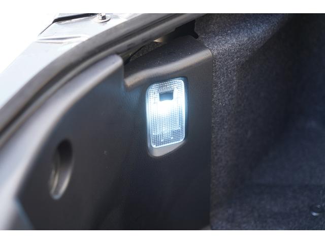 �g�����N���[���ɂ��k�d�c�Ɩ���������Ԃ̃g�����N���F�����m�ۂ��Ă���܂���