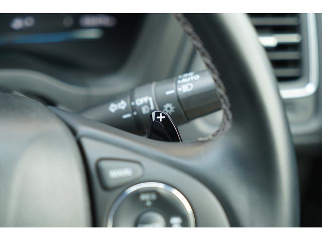 �p�h���V�t�g�������n���h���ɂ��Ă���p�h���Ŏ蓮�ŃM�A�`�F���W�ł��A�n���h�����������܂܃V�t�g�A�b�v�E�_�E������ł��A�l�s�Ԃ̂悤�ȑ��슴���키���Ƃ��ł��܂���