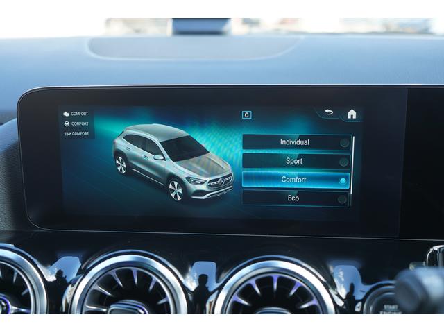 �_�C�i�~�b�N�Z���N�g���������[�h��؂�ւ��邱�Ƃő��s�󋵂�h���C�o�[�̍D�݂ɉ����āA�ԗ��̃G���W���������E�g�����X�~�b�V��������E�X�e�A�����O�����Ȃǂ��œK�����Ă���܂���