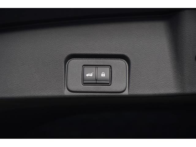 �p���[�o�b�N�h�A�X�C�b�`�������d���Ńo�b�N�h�A���J���邽�߂̃X�C�b�`�ł����ו���ςݏI�������ɕ���̂ɕ֗��ł���