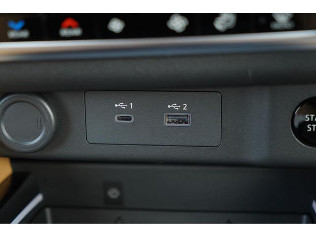 �^�C�v�b�^�t�r�a�ڑ��\�P�b�g�������X�}�z�Ɛڑ����邱�ƂŁA�`���������b�����o��������`�������������`���������g�����Ƃ��ł��܂���