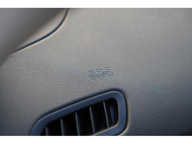 ����ȃG�A�o�b�N����������ȃG�A�o�b�O�́A�O���Փˎ��ɓW�J���ē���҂̓����A�����ւ̏Ռ����y��������S�����ł���