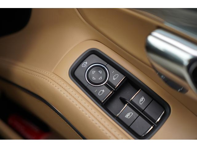 ���[�J�[�I�v�V�����̓d���i�[���h�A�~���[�X�C�b�`�������X�C�b�`�����������Ńh�A�~���[���i�[�E�W�J���邱�Ƃ��ł��܂���