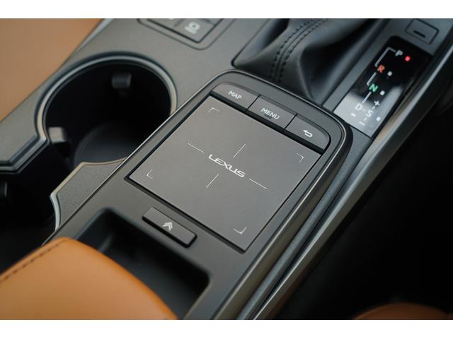 �i�r�Q�[�V������I�[�f�B�I���삪�ł��郊���[�g�^�b�`�������i�r�����G�A�R���̑���Ȃǂ��邱�Ƃ��ł��܂���